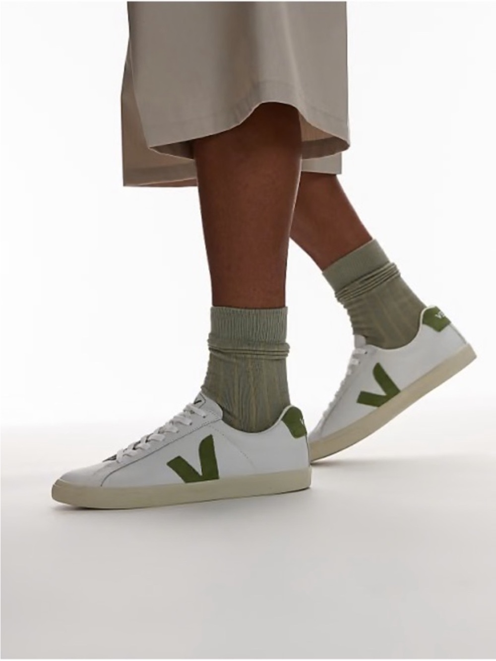 NEW Veja Shoes Esplar Sneakers in Extra White Kiwi - Picture 2 of 4